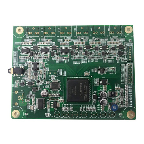 Circuit imprimé en cuivre finition or par immersion